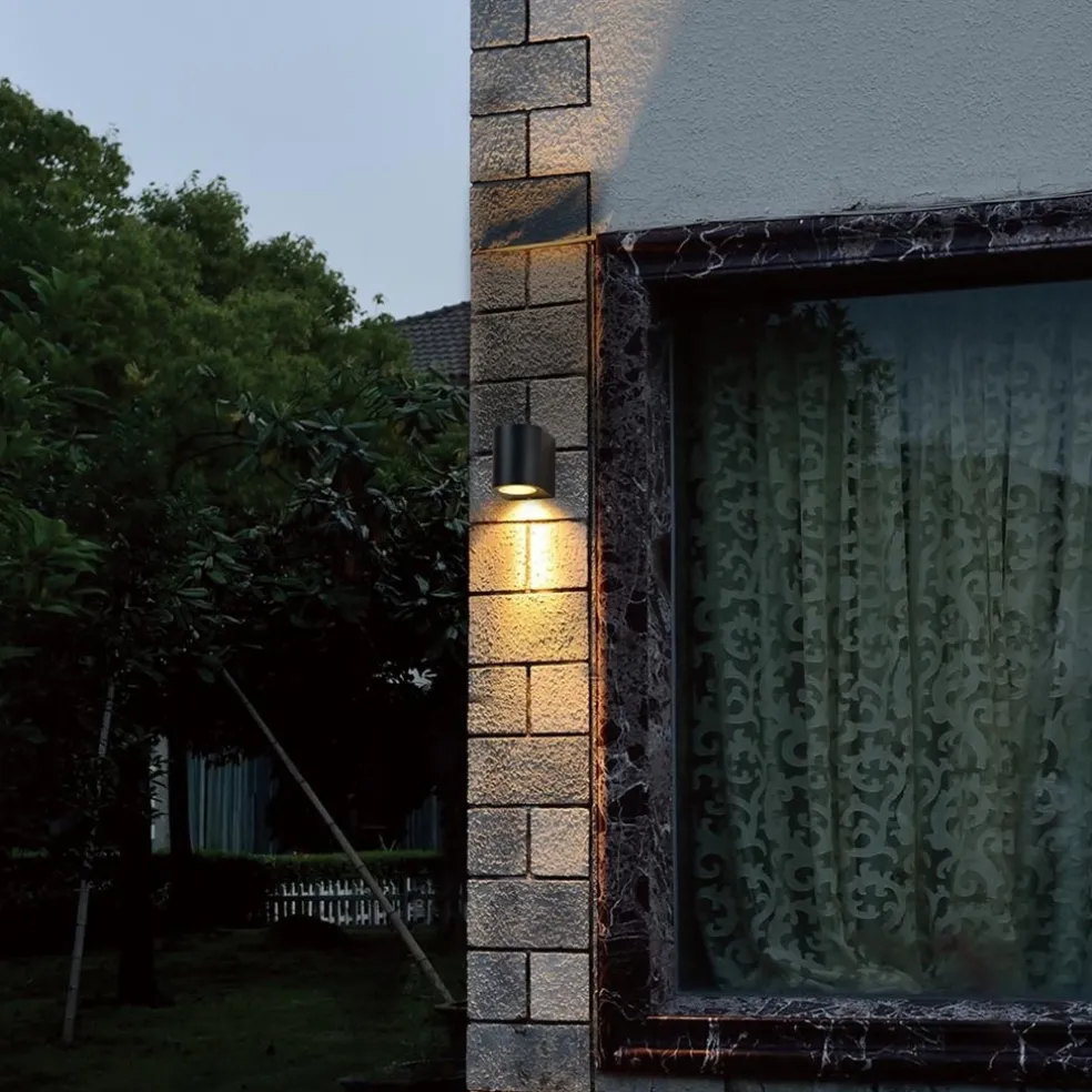 Cheap Straluma Buitenlamp Logan afgerond zwart IP44