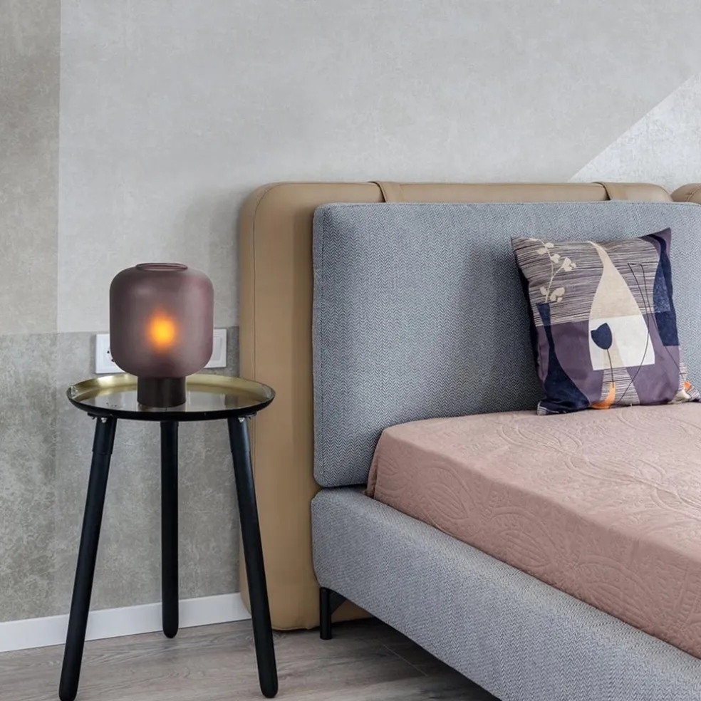 Discount Straluma Chique tafellamp zwart met mat zwart glas