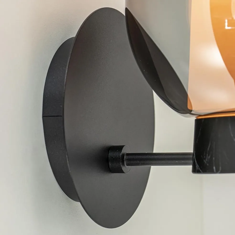 Fashion Straluma Chique wandlamp zwart marmer met smoke glas
