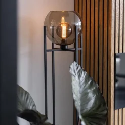 Flash Sale Straluma Frame vloerlamp mat zwart met smoke glazen bol