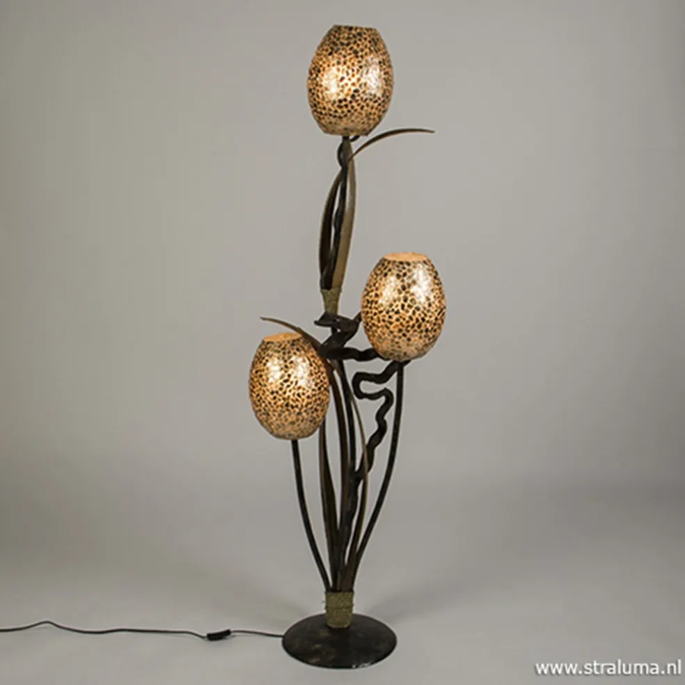 New Straluma Houten vloerlamp met kelk van schelpen