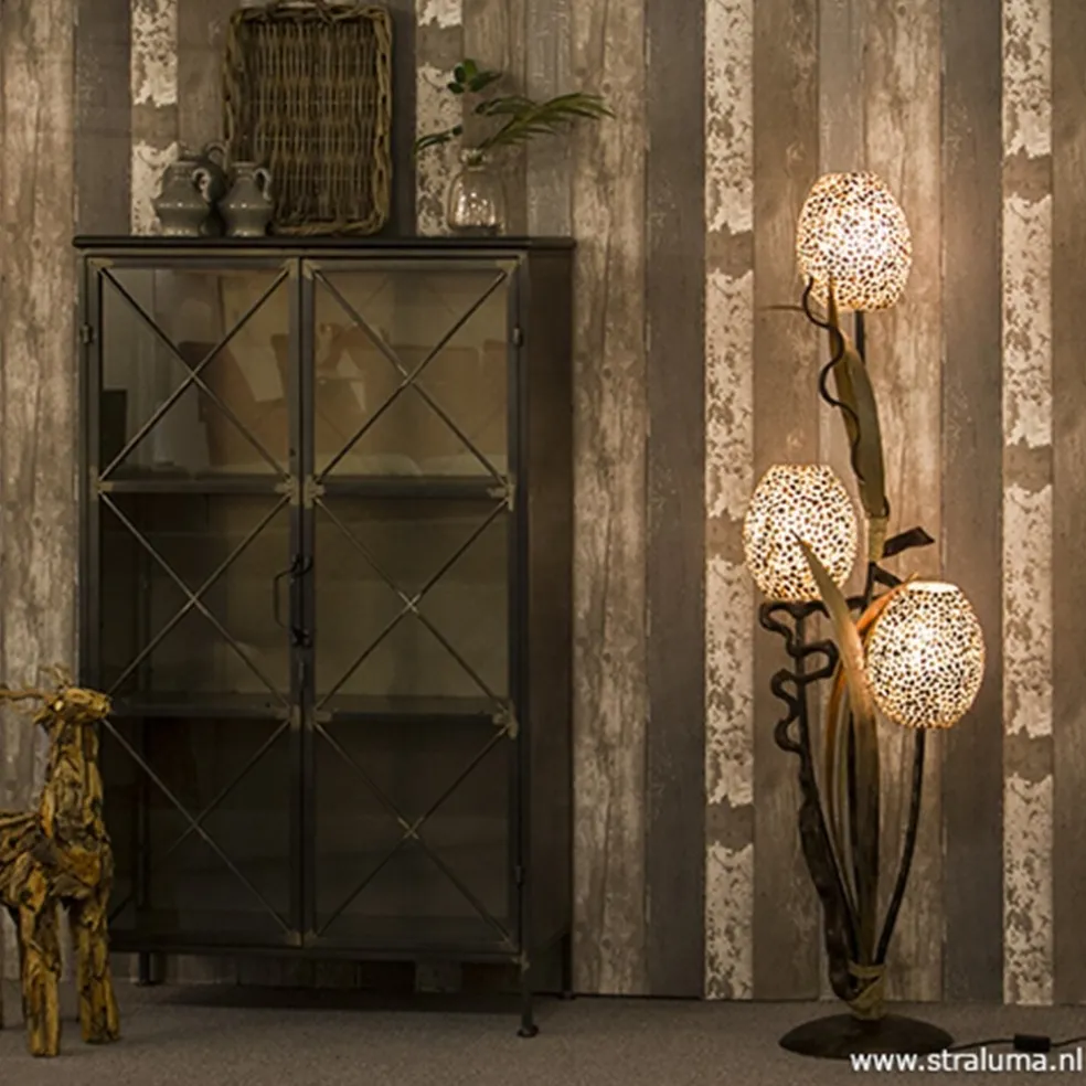 New Straluma Houten vloerlamp met kelk van schelpen