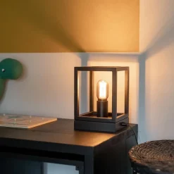 New Straluma Kleine tafellamp vierkant frame zwart