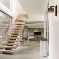 New Straluma Landelijke wandlamp zwart/goud met ronde kap