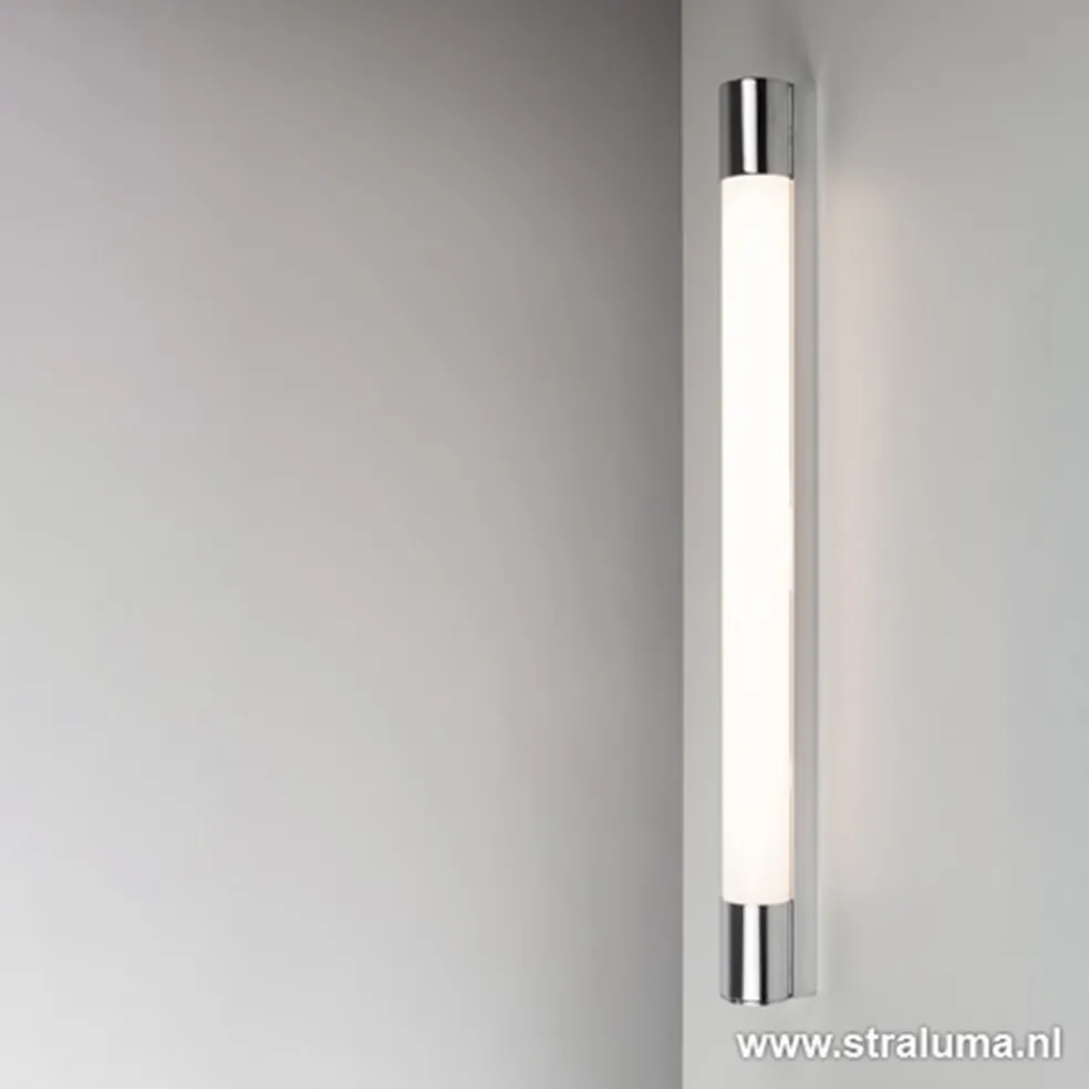 Clearance Straluma LED badkamer-wandlamp met stopcontact