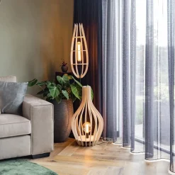 Clearance Straluma Mat zwarte vloerlamp met houten kap naturel