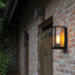 Outlet Straluma Rechthoekige buitenlamp zwart met houtlook en glas
