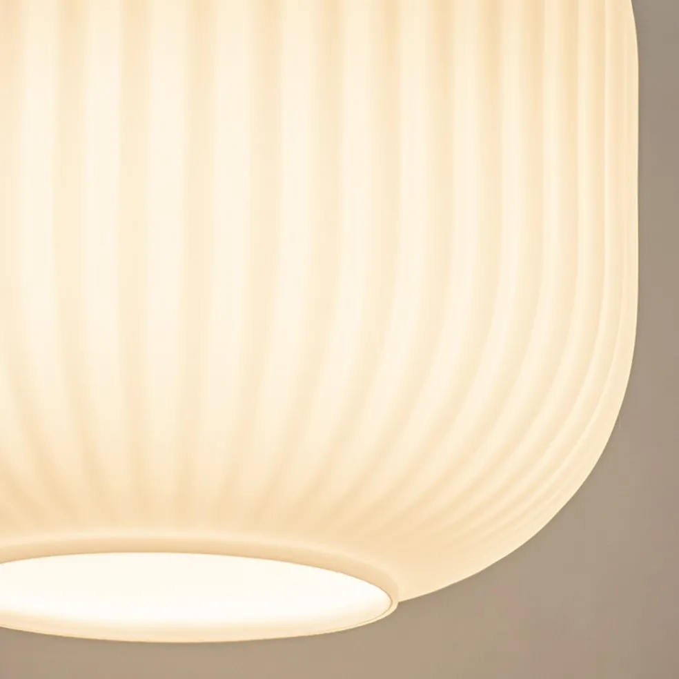Shop Straluma Ronde plafondlamp retro zwart met wit glas