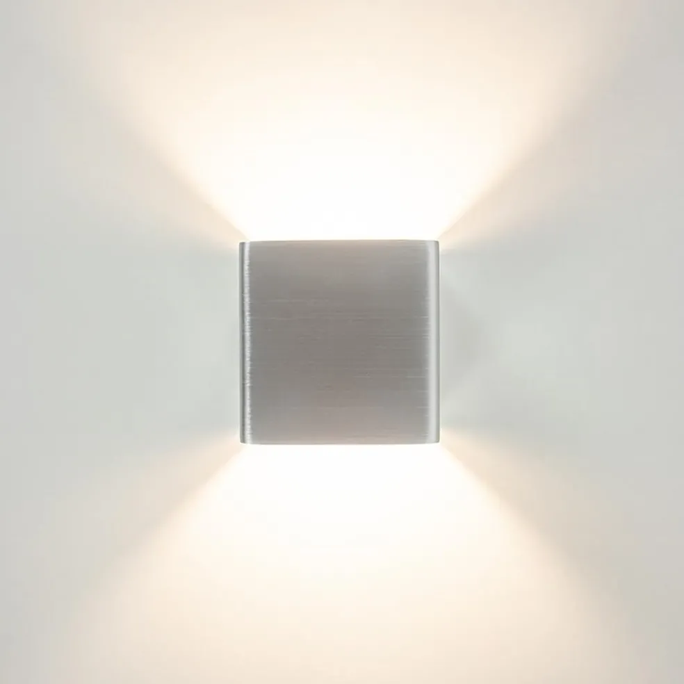 Outlet Straluma Wandlamp Stretto kubus alu