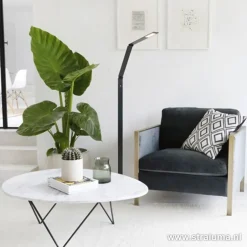 Fashion Straluma Zwarte led vloerlamp met touchdimmer